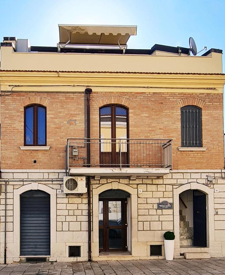 La Terrazza Dei Gemelli - Casa Vacanze ヴェノーザ エクステリア 写真